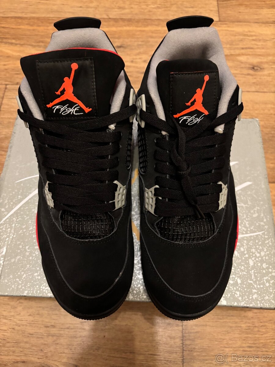 Jordan 4 Retro red thunder 42,5 - 2