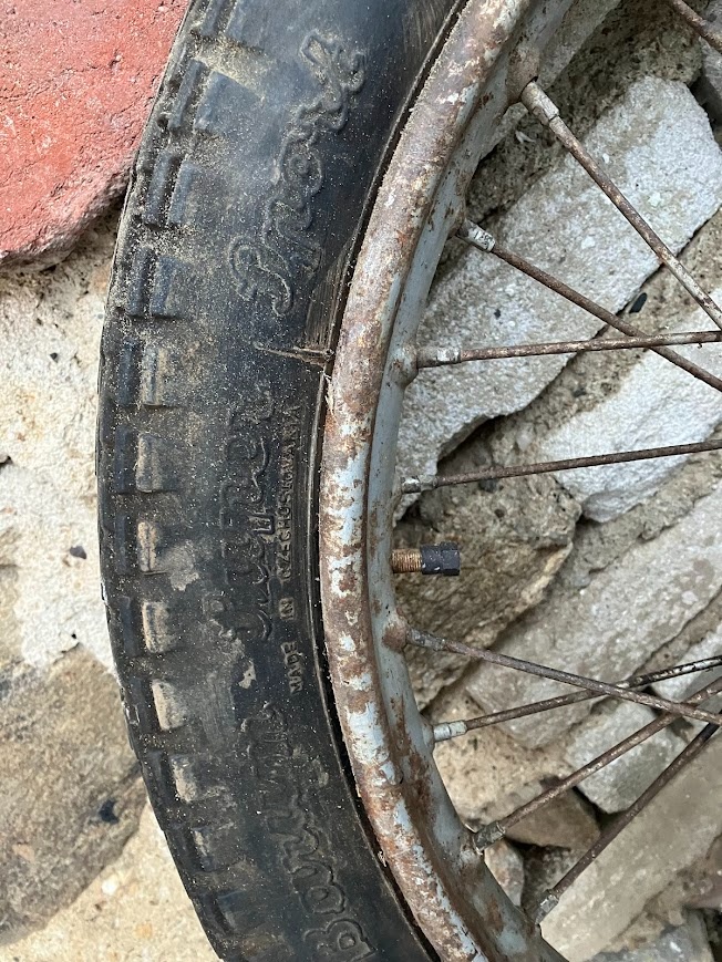 jawa pérák, ogar, kola. - 2