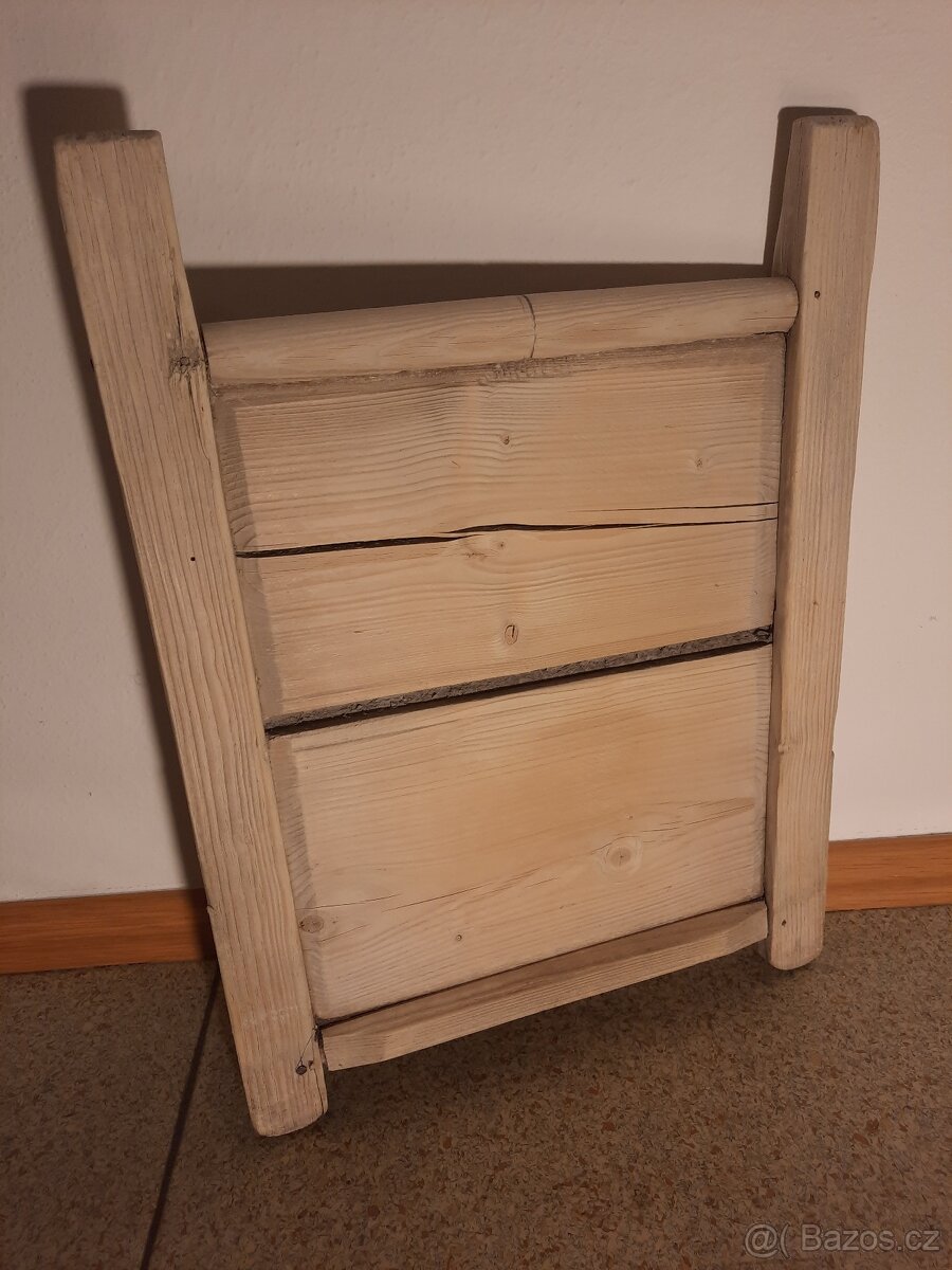 Valcha v perfektním stavu pro dekoraci - 2