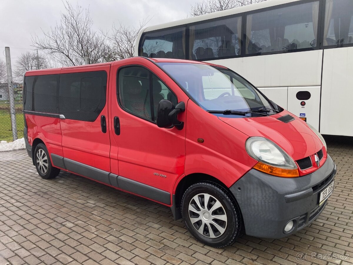 Renault TRAFIC 9 míst (8+1), 1.9dci 74kw, rok 2003 - 2