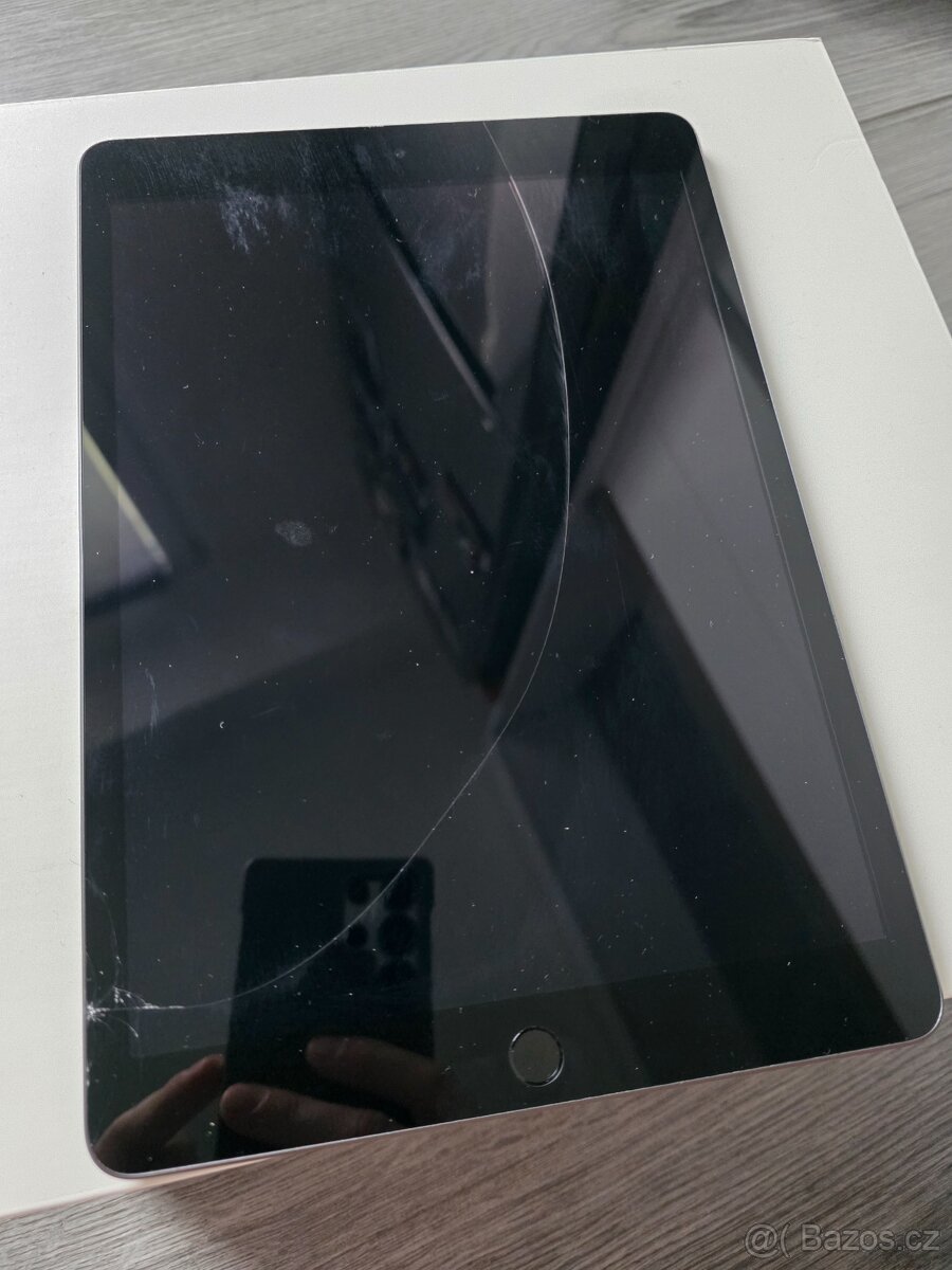 Apple iPad 9 generace - 2