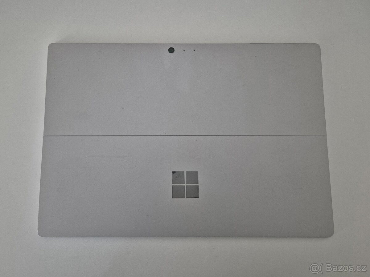Microsoft Surface Pro 4 - 2