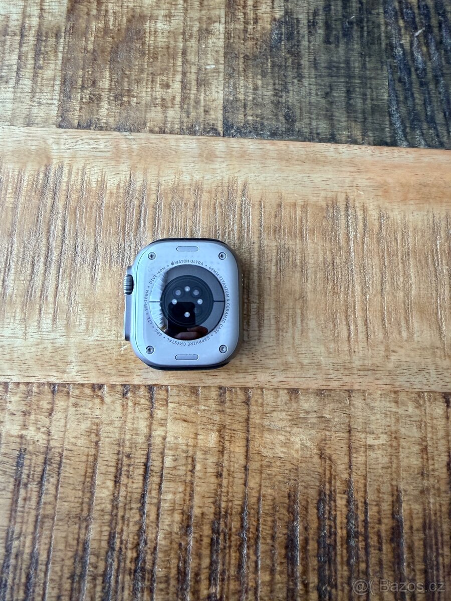 Apple Watch Ultra 49mm - 2