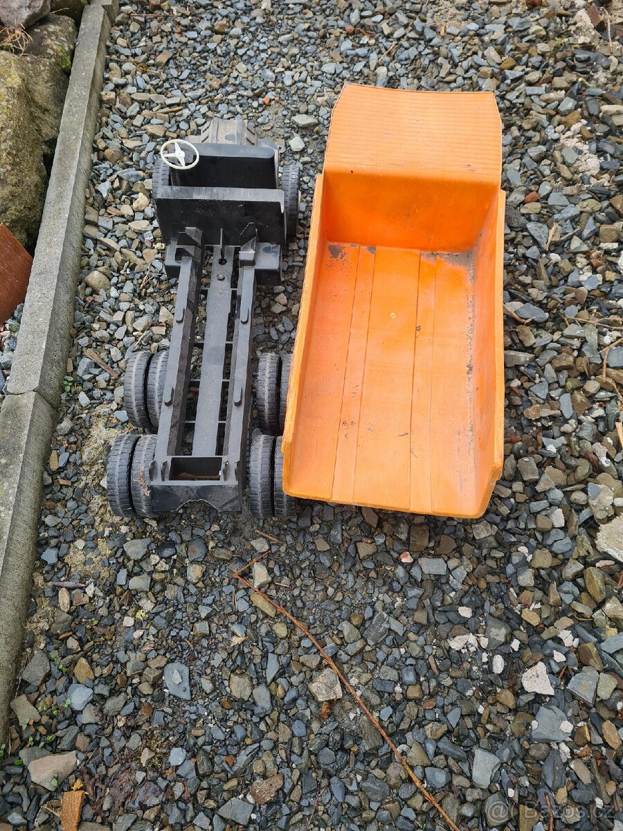 Hracka 2 kusy Tatra 148 - 2