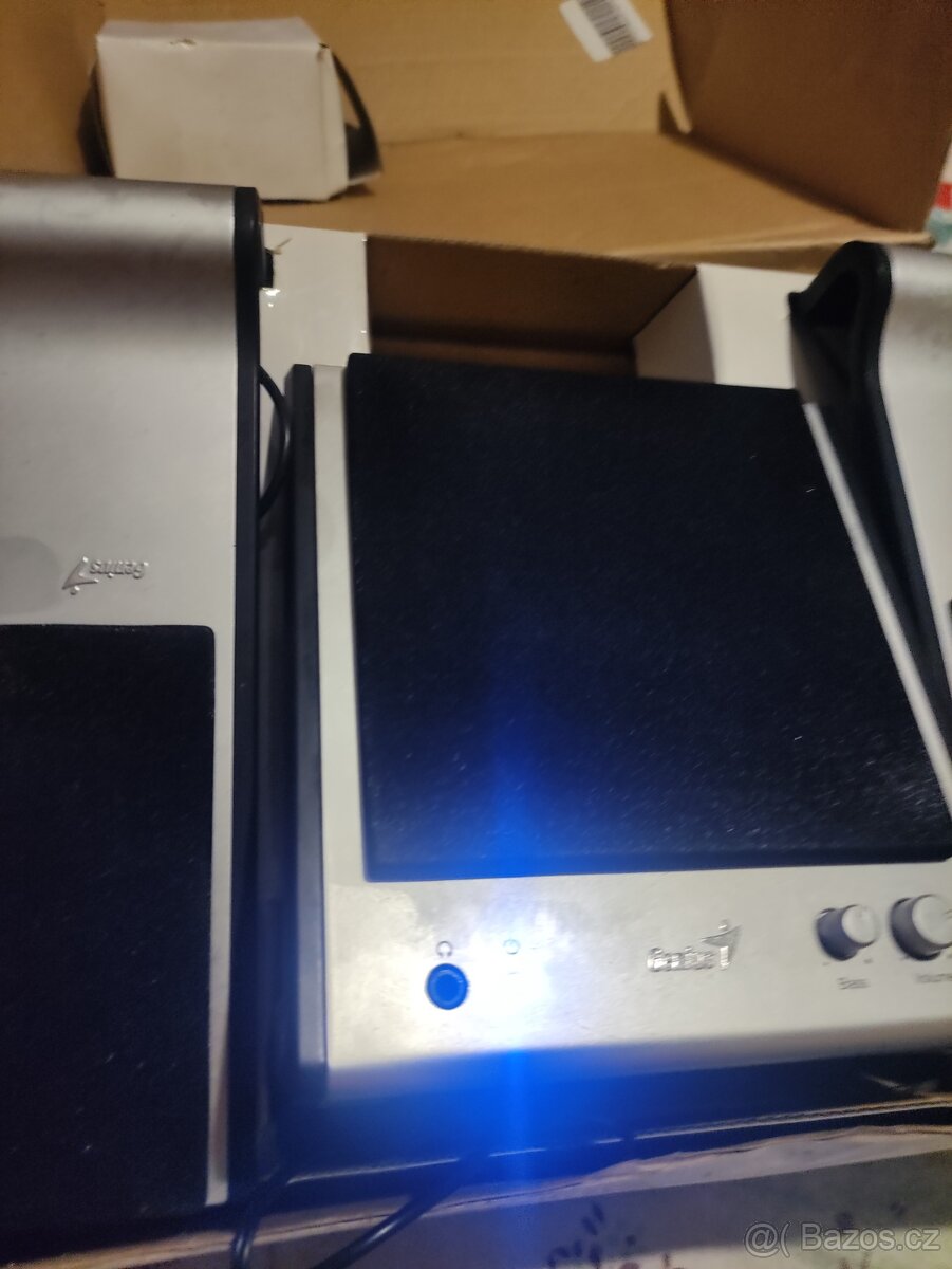 Repro souprava k počítači. - 2