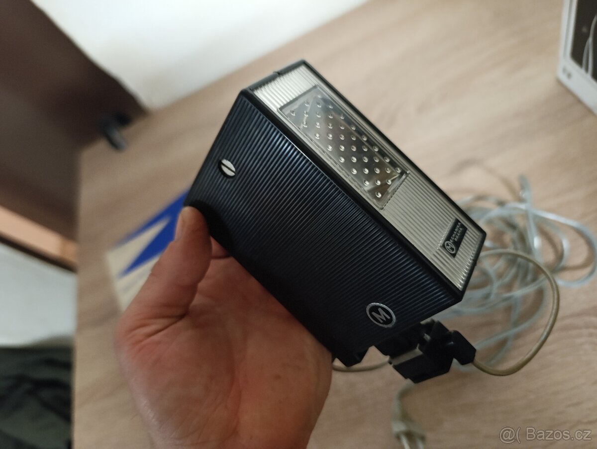 Foto blesk T235 - 2