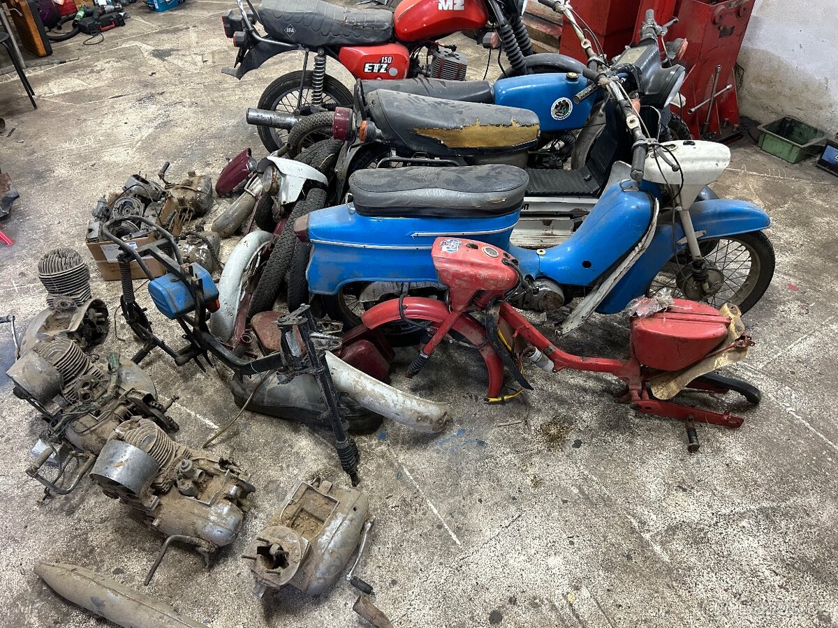 Prodej motorek a náhradních dílů