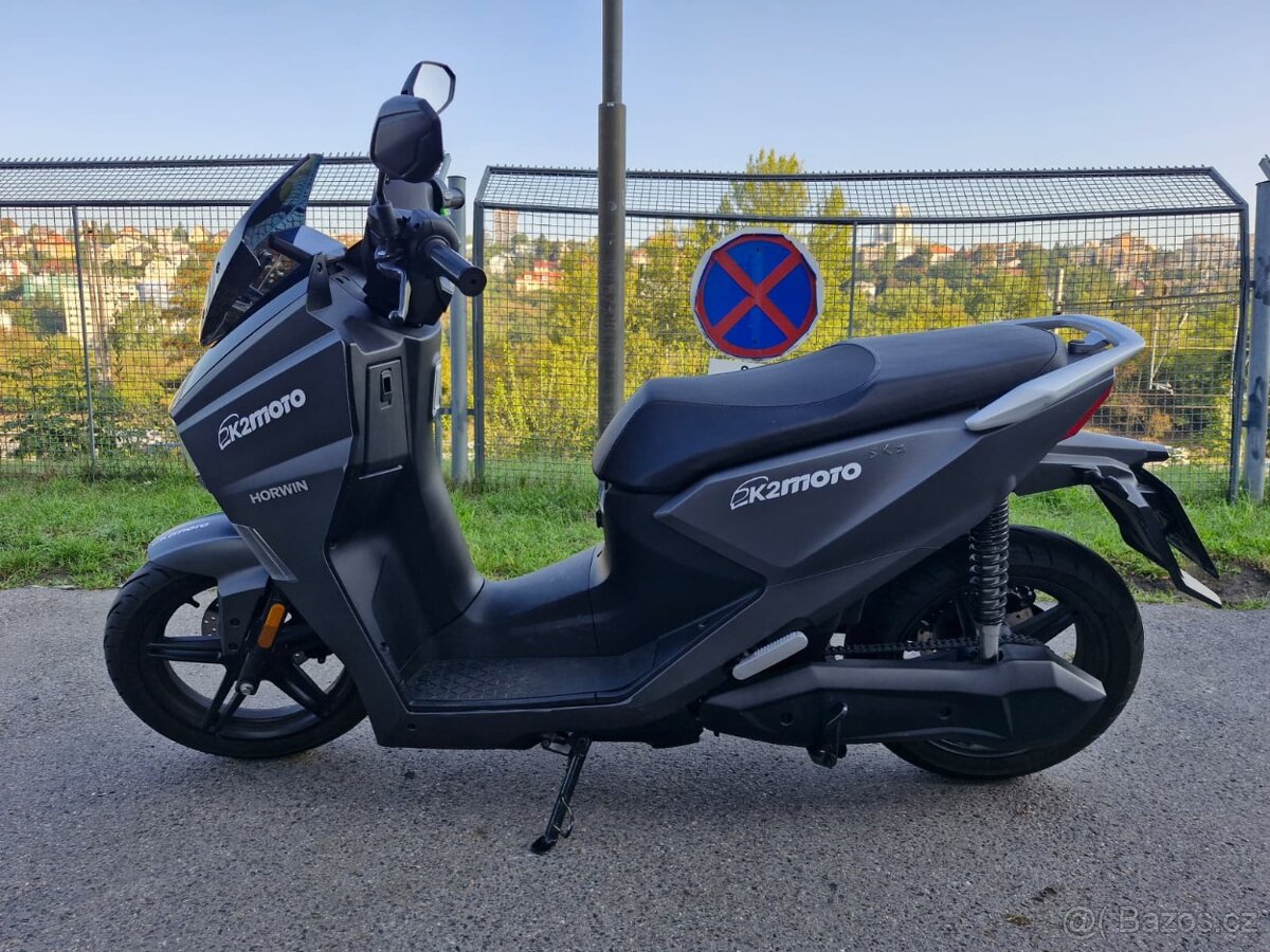 Horwin SK3 - předváděcí skútr - 2