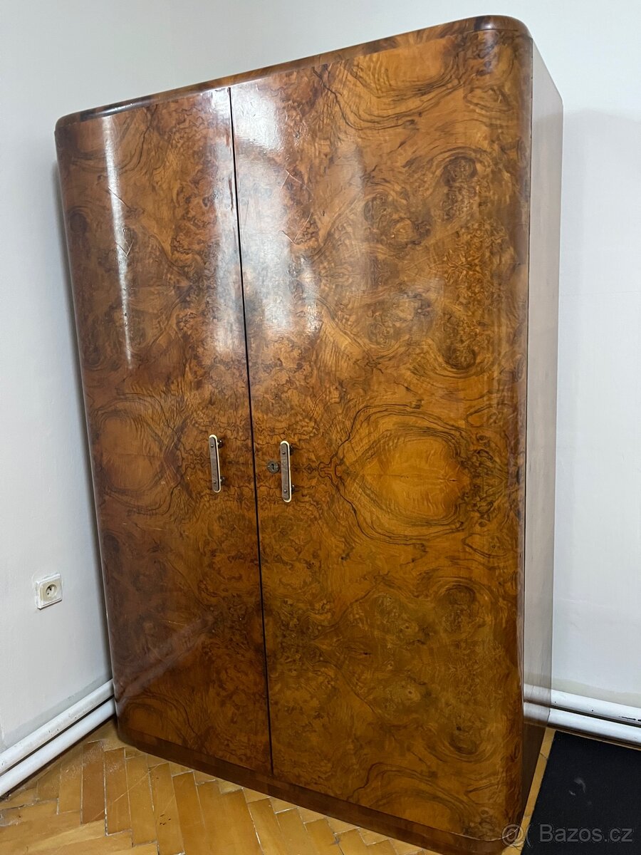 Celá masivní ložnice ořech - 2