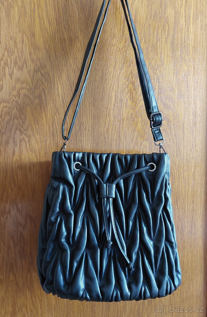 Nová kabelka BUCKET BAG - 2