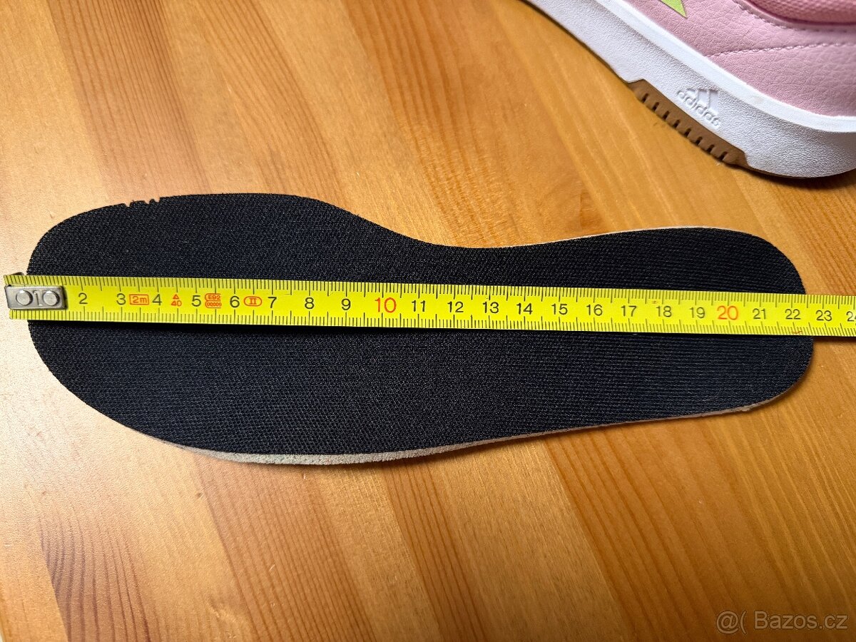 dětské boty Adidas, vel. 35, nové - 2