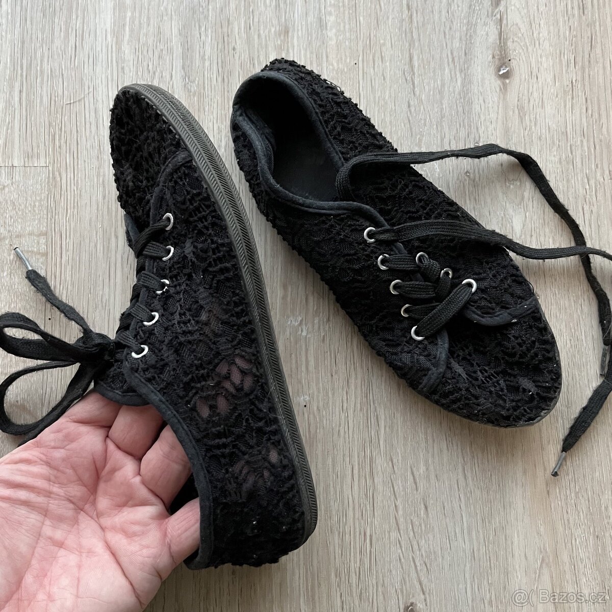 Dámské krajkované boty velikosti 36 - 2