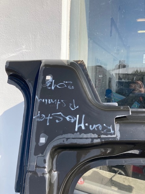 Rám pravých předních dveří Renault Master 2012 originál - 2