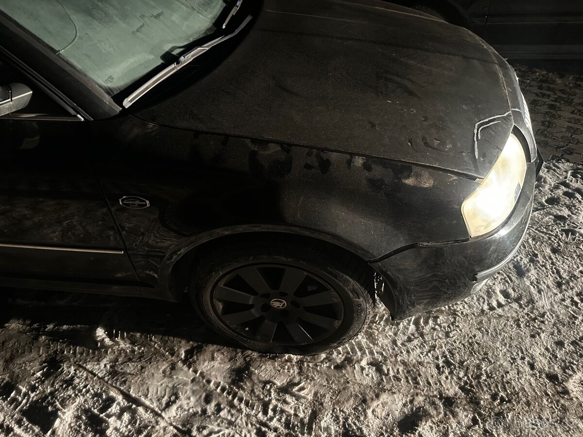 Škoda Superb 2,5 tdi Laurin&Klement díly - 2