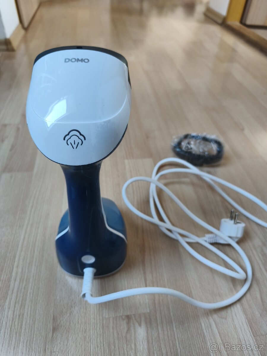 Domo napařovač oděvů - 2