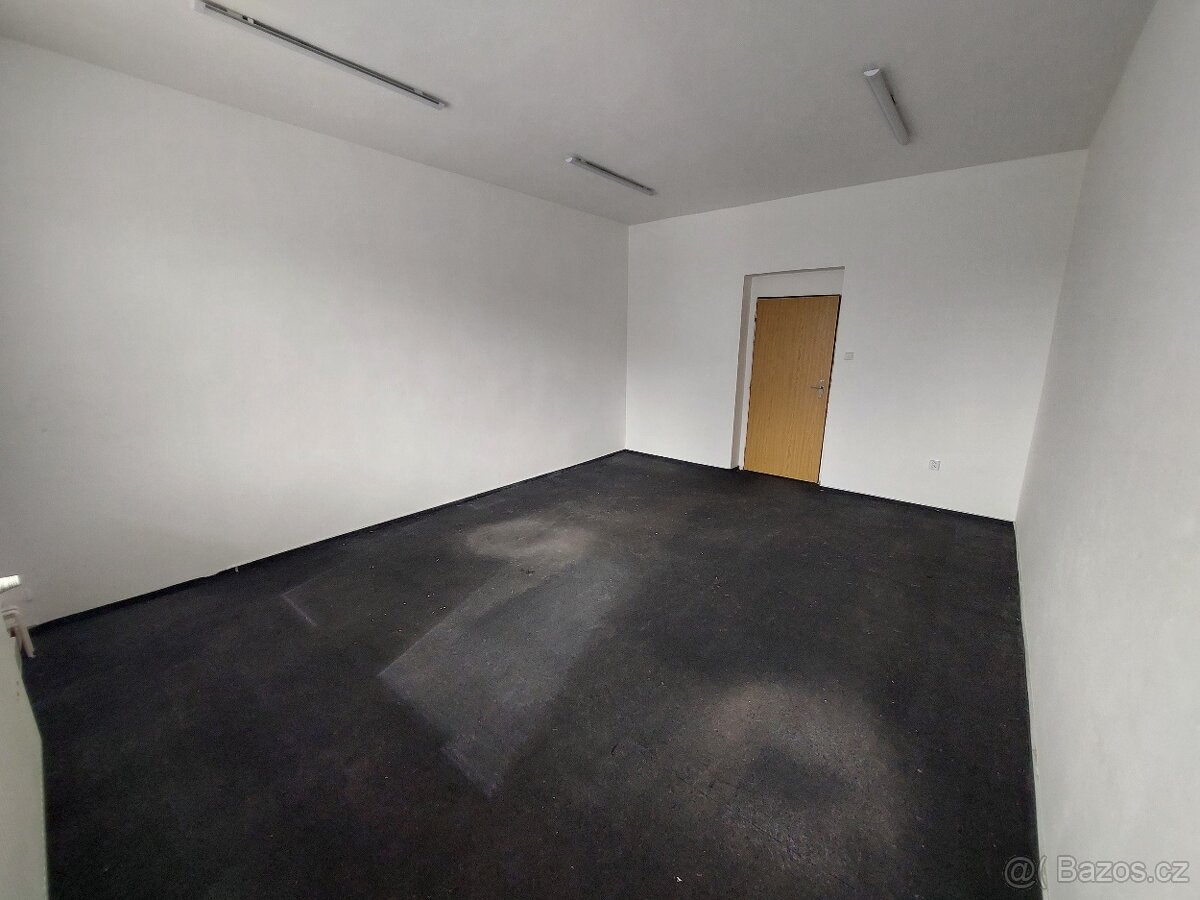 Pronájem kanceláří - Třinec - 2