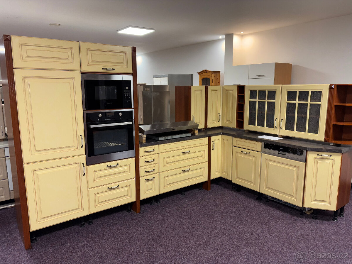 Kuchyňská linka Nobilia Castelo - 2