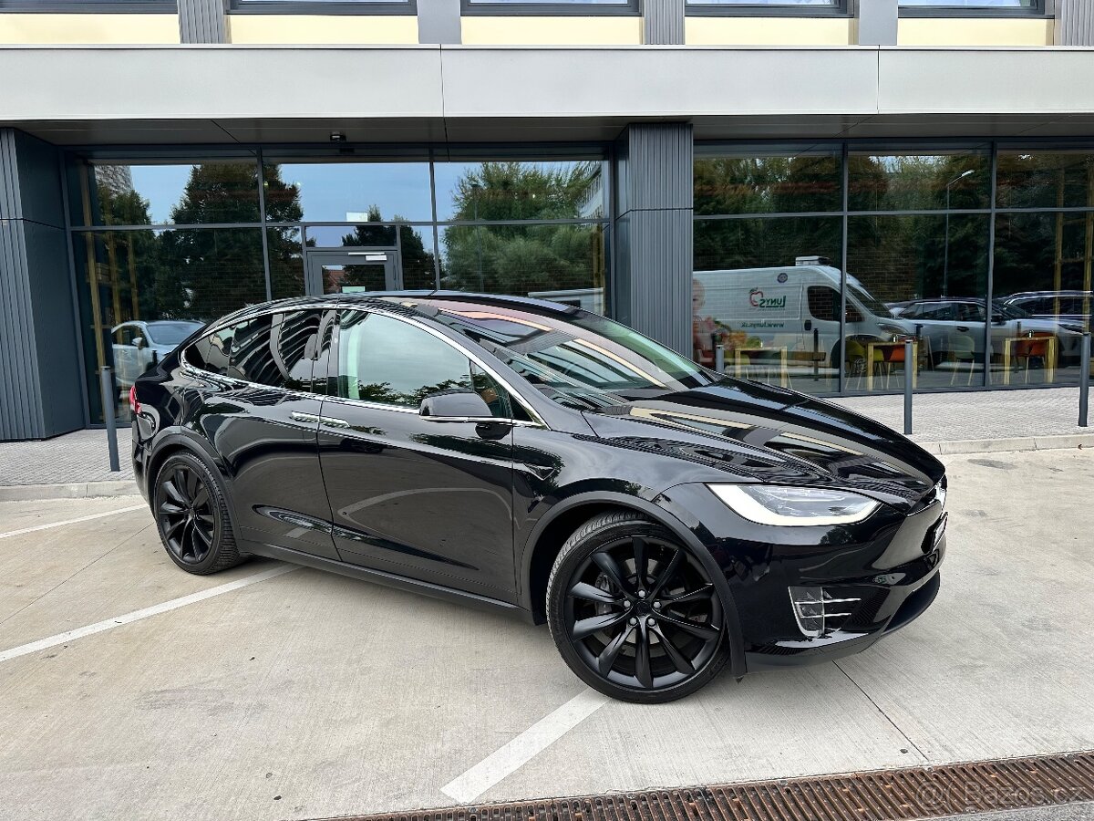 Tesla Model X 100D – rok 2017 - 2