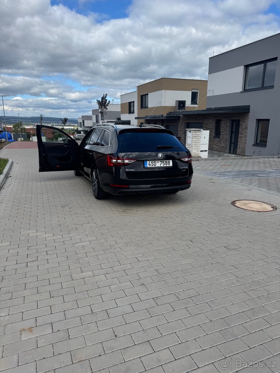 Škoda Superb 3 L&K 140kWT 4x4 - 2