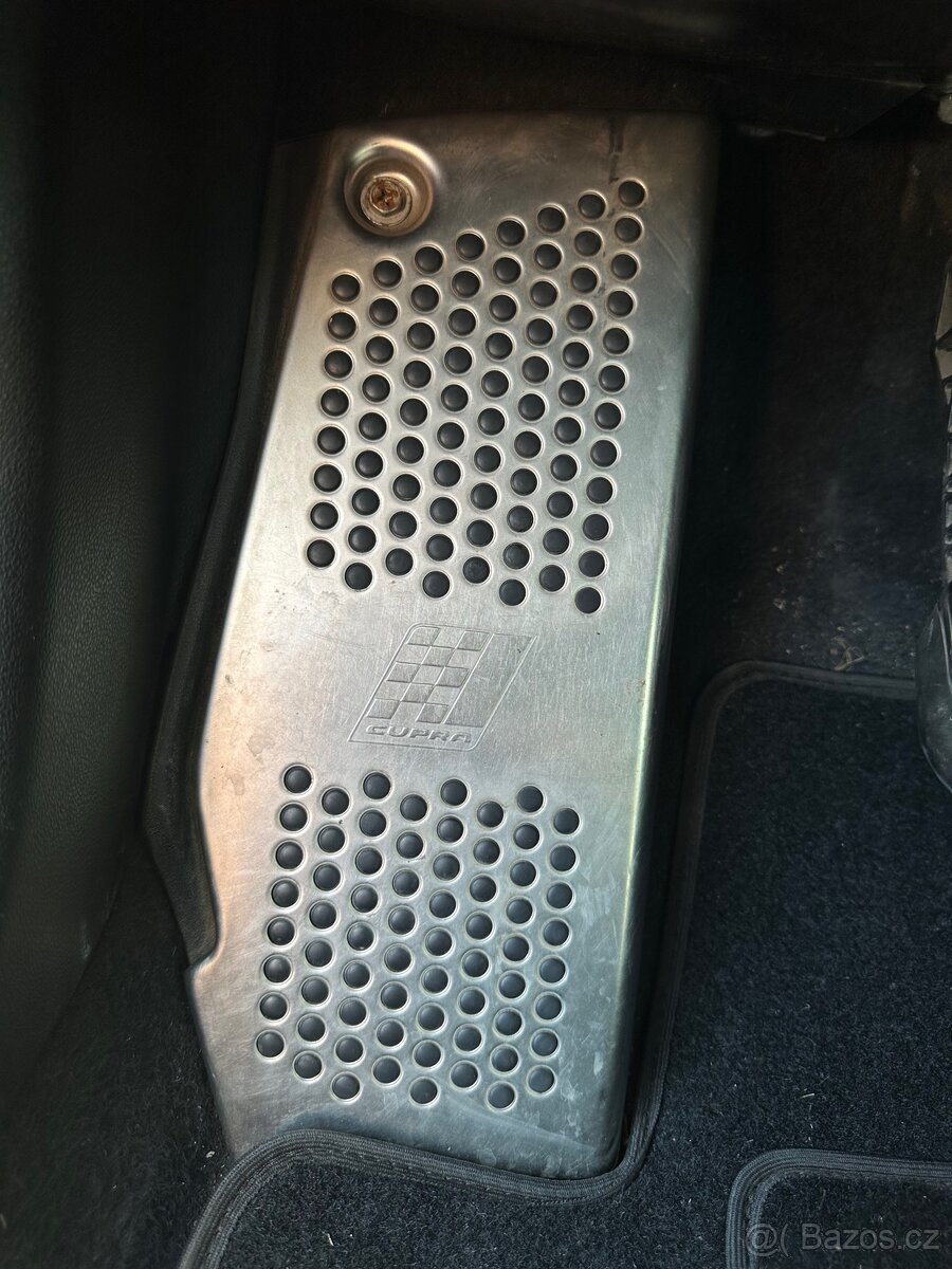 Nášlapy Seat Leon Cupra4 - 2