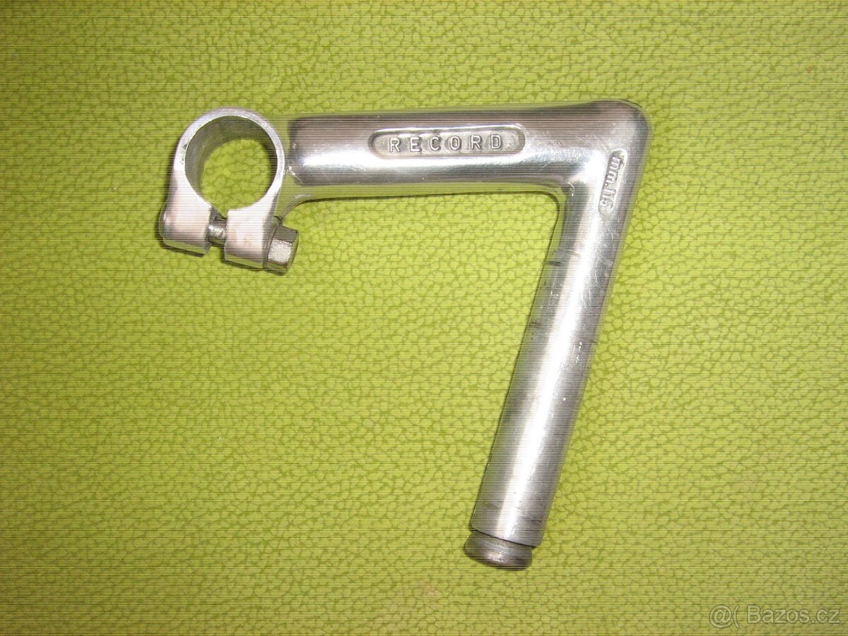 retro představec 3ttt - 2