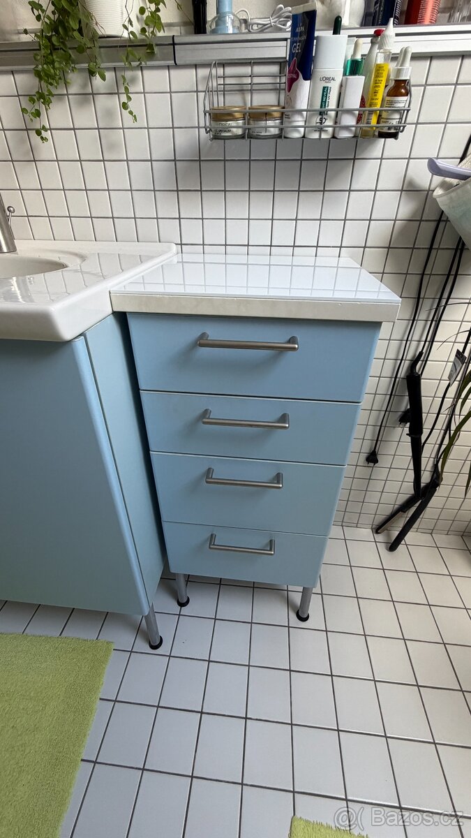Ikea koupelnové skřínky - 2