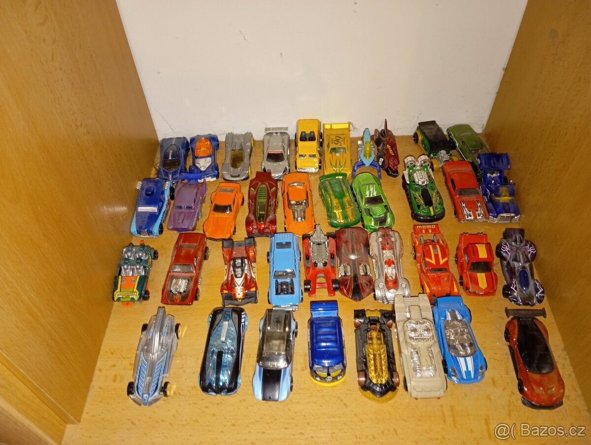 Hot Wheels - 2