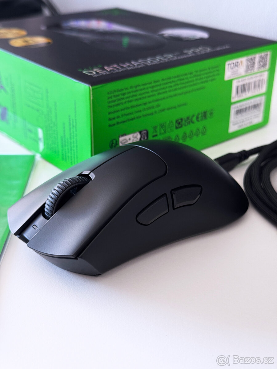 Razer DeathAdder V4 Pro - 2