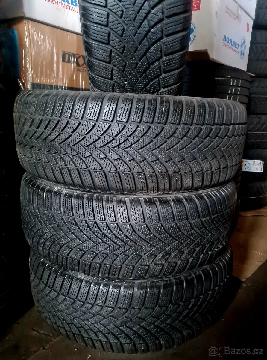 235/55/19 - 2