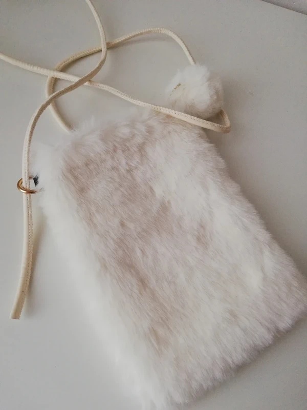 Plyšová kabelka - 2