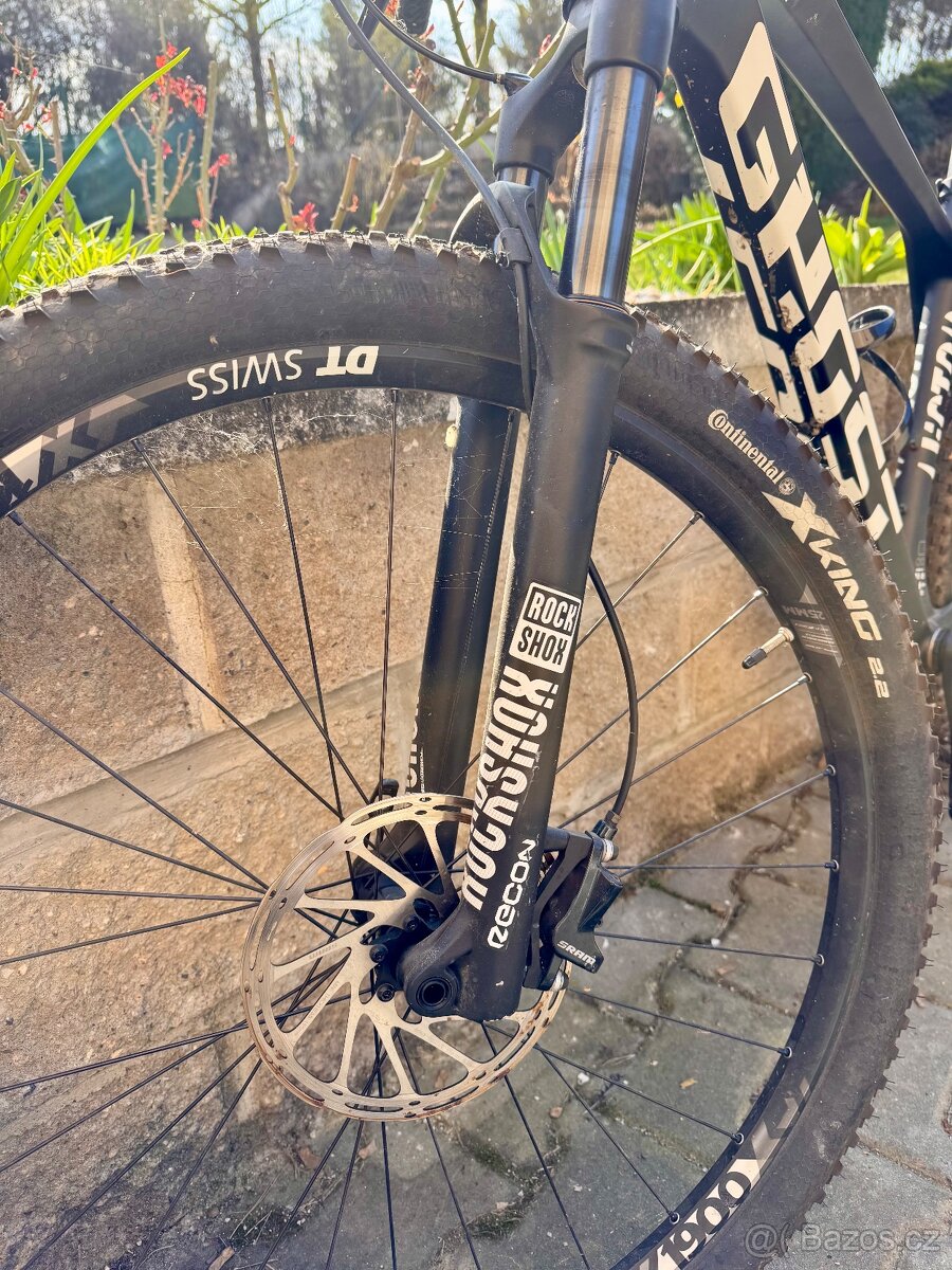 Ghost Lector, celokarbon M rám, 2021 - 2