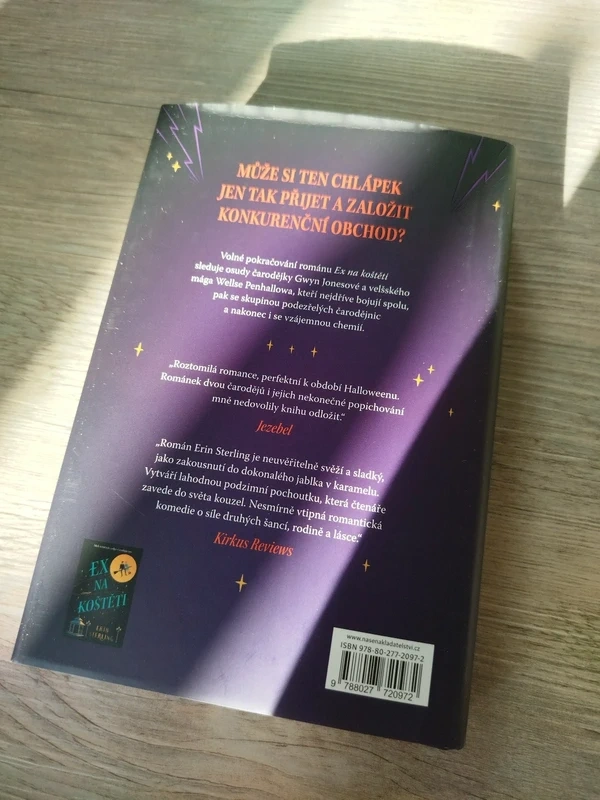 Kniha Prokletý polibek - Erin Sterling - 2