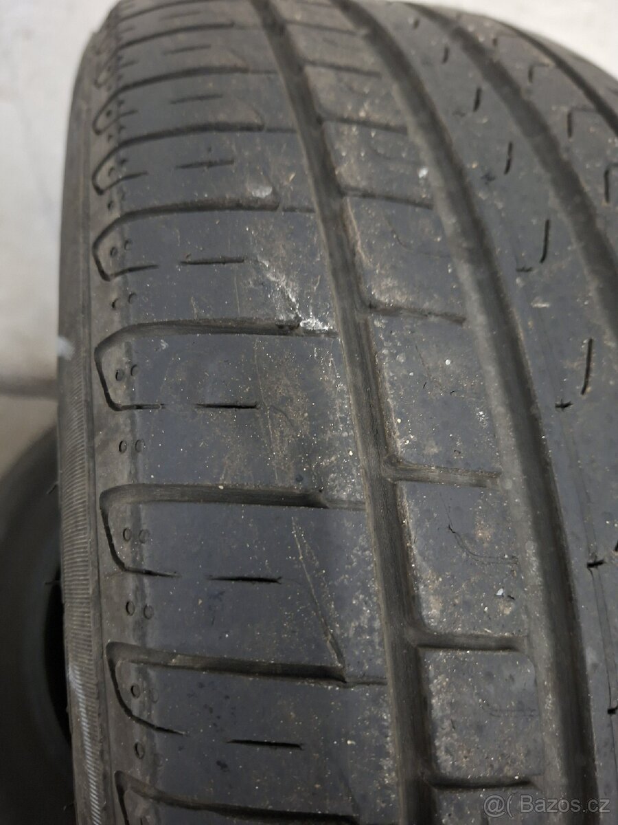 Pneumatiky Pirreli Cinturato 215/55 R17 - 2