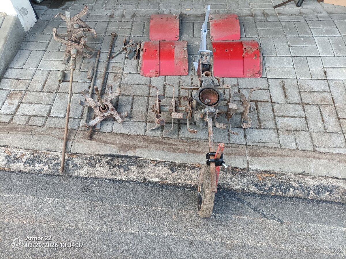 Prodám kompletní rotavátor Vari s převodovkou - 2