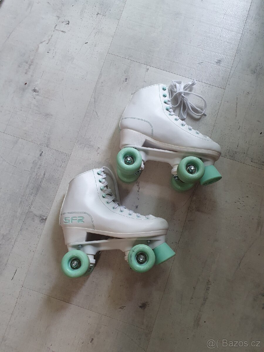 kolečkové brusle SFR - 2