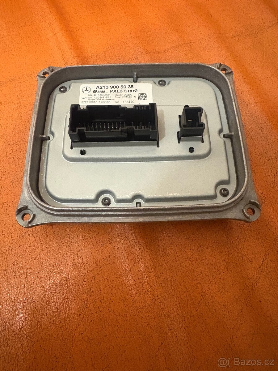 MERCEDES-BENZ W213 - 2