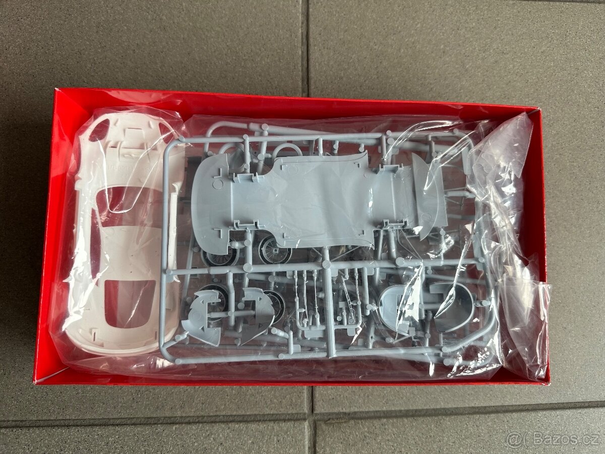 Stavebnice Airfix Aston Martin DBR9 1:32 (Nová) - 2