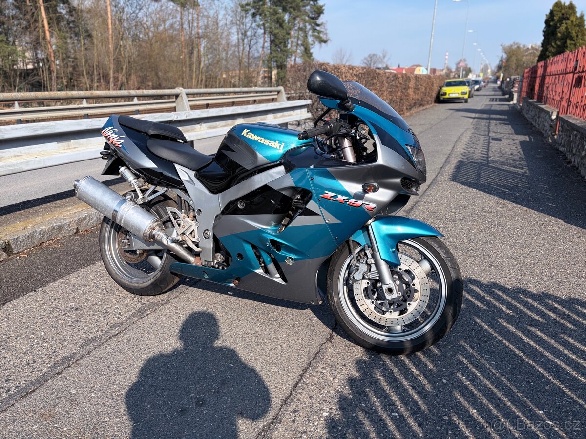 Kawasaki zx9r - 2