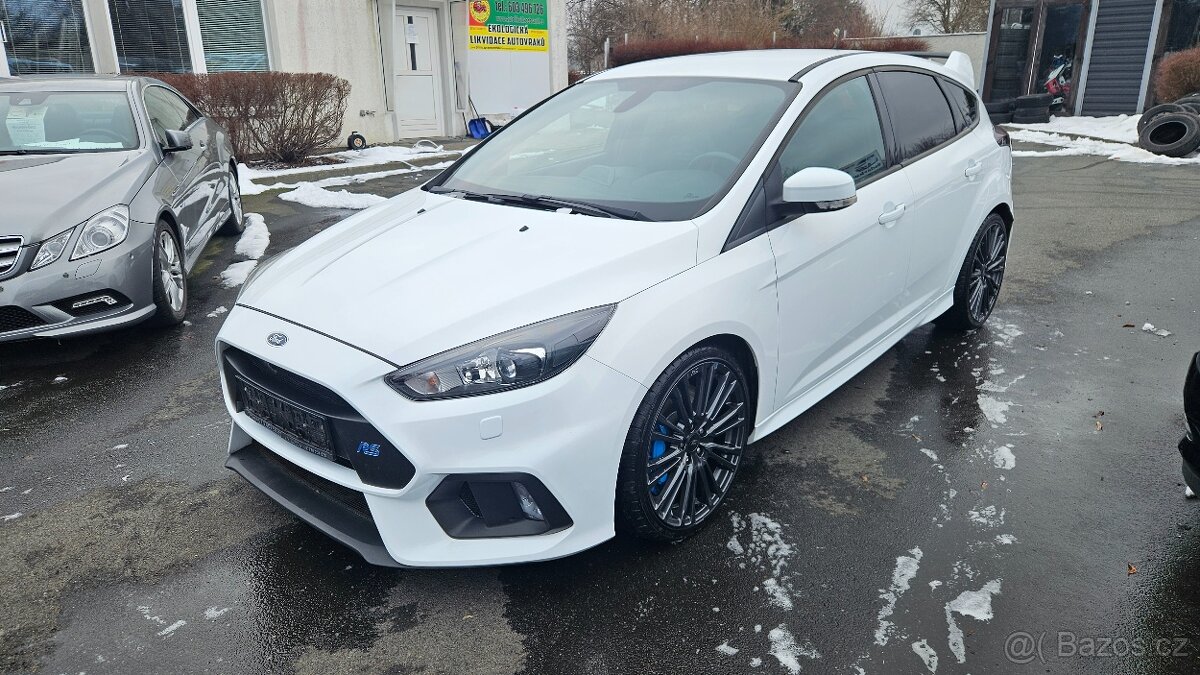 Ford Focus RS 2,3i - 2