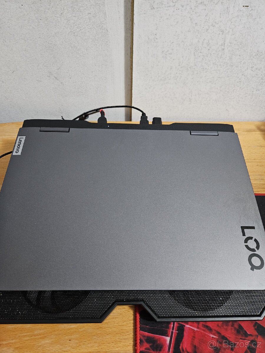 NTB Lenovo loq 15aph8(rtx 4050,ryzen 5 7640hs) - 2