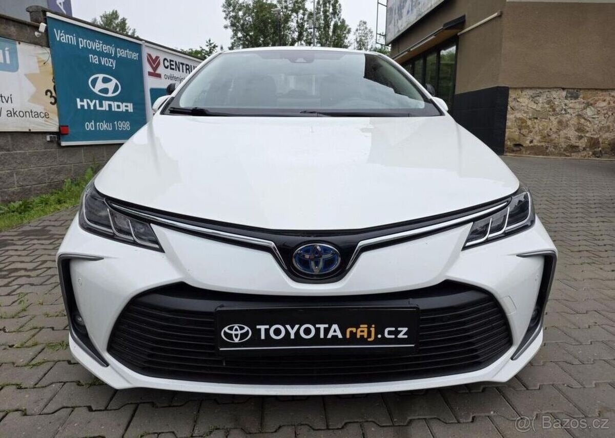 Toyota Corolla 1.8-HYBRID-ZN.SERVIS-AUT.KLIMA - 2