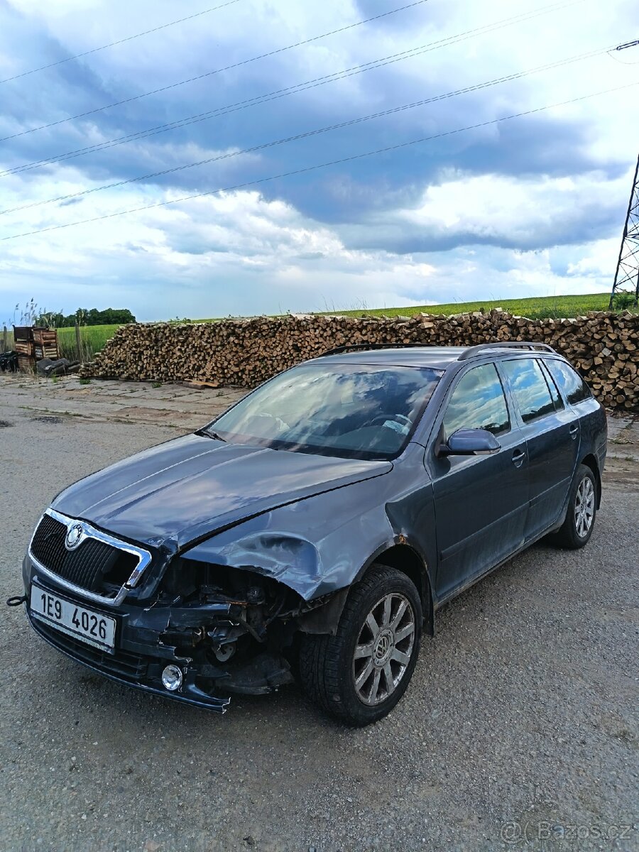 Škoda Octavia 2 2.0 FSI 110kw 4x4 - 2