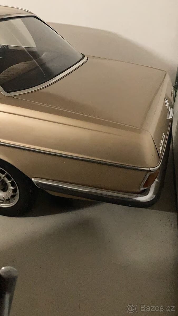 Mercedes Benz 250 CE W114 - 2