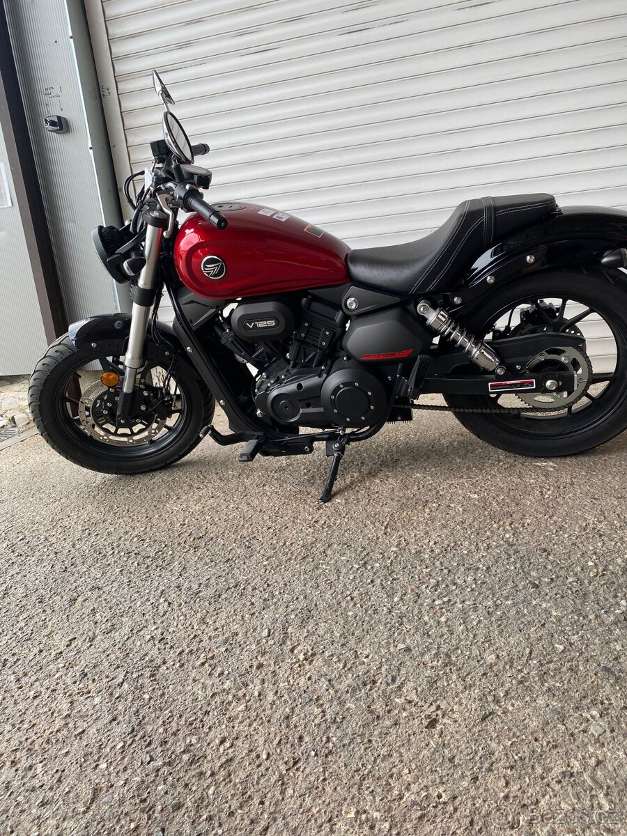 BENDA - RK- V 125 C - ČERVENÁ - Předváděcí motocykl - 2