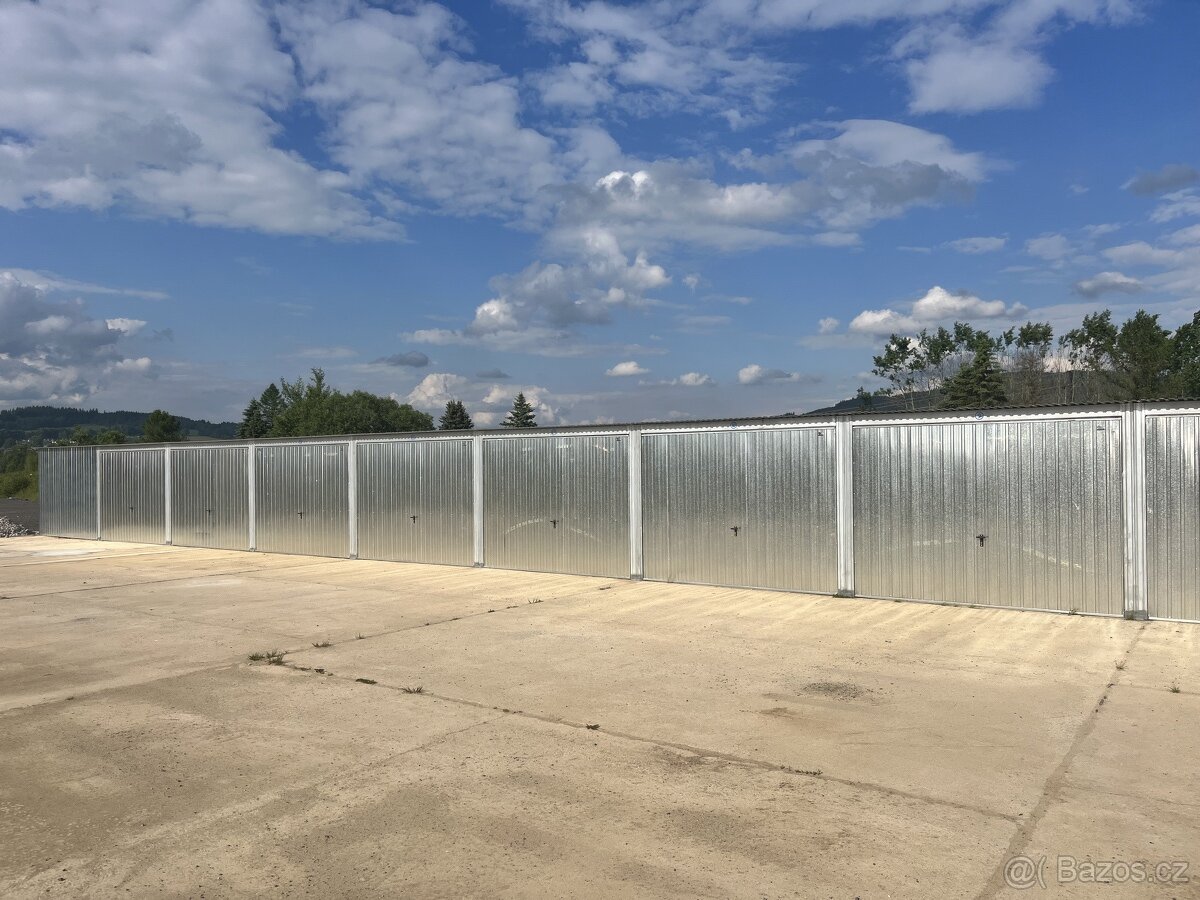 Pronájem garáže Volary - 2