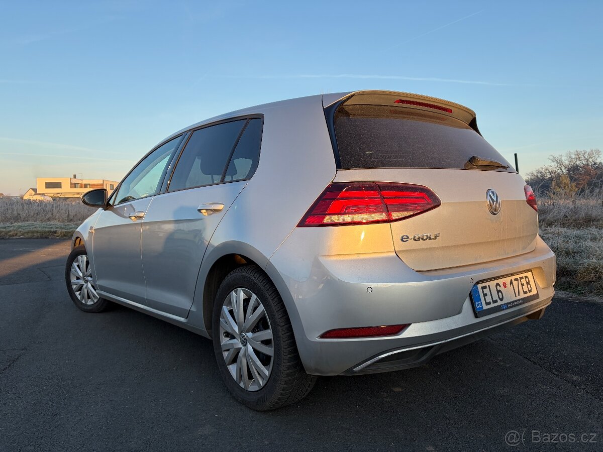 E-golf, SoH 95 %, bohatá výbava - 2