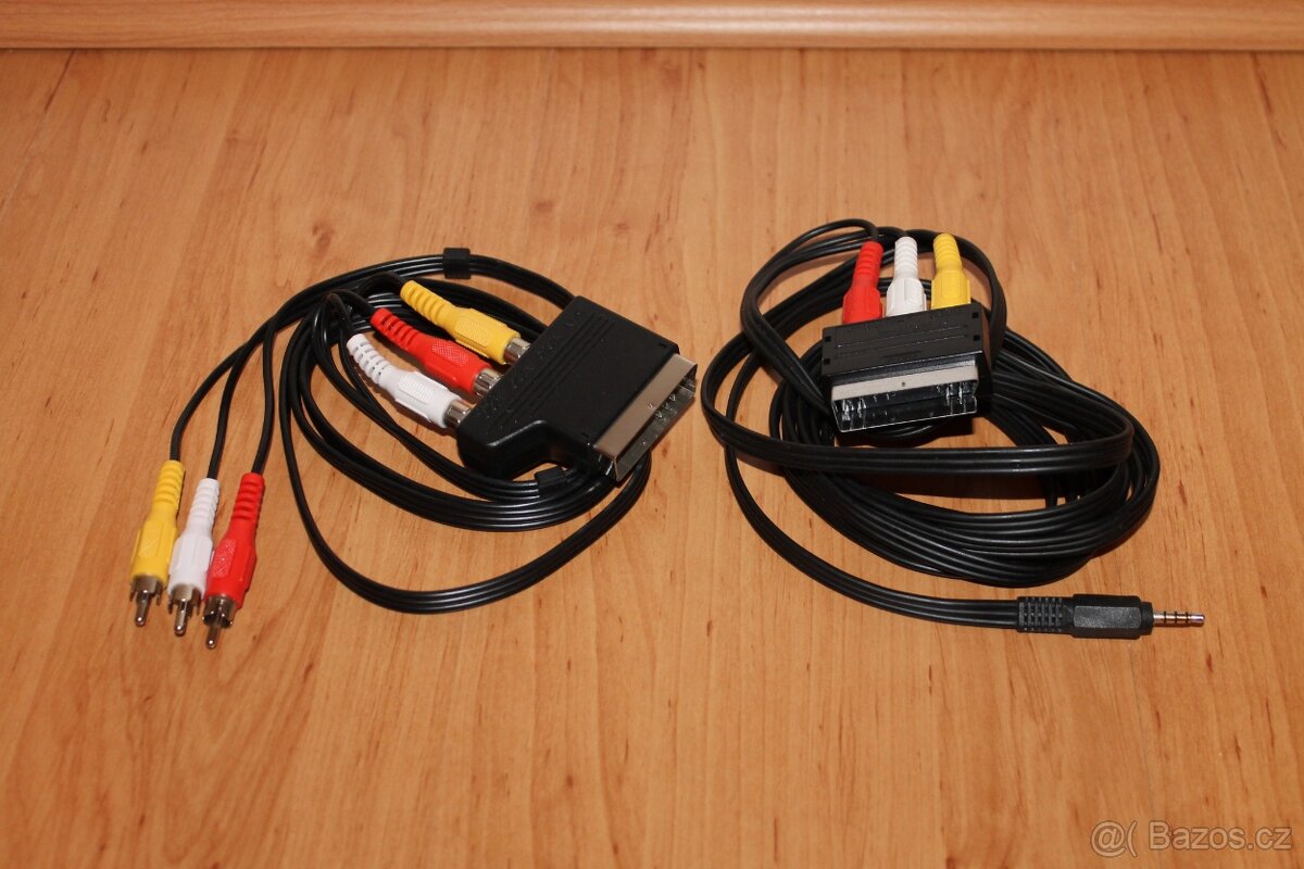 Prodám různé nevyužité audio/video kabely, autokonektory. - 2