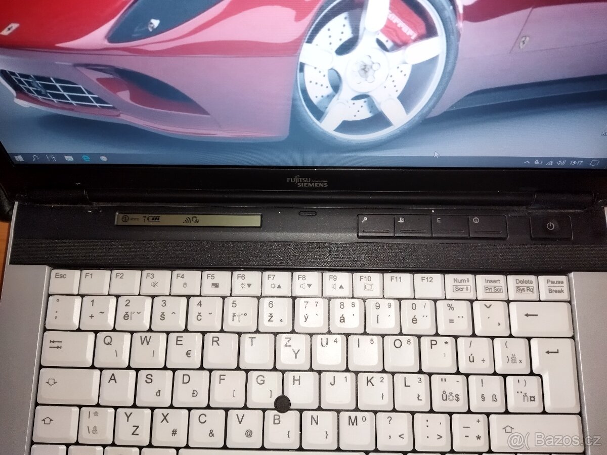 FUJITSU LIFEBOOK S7220 - 2
