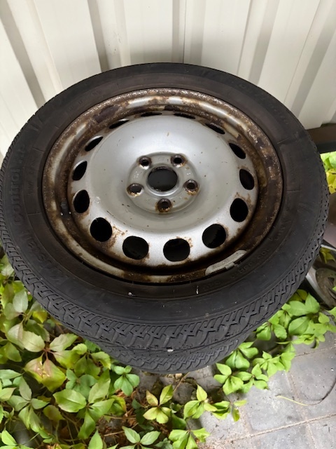 Zimní plechová sada 205/55 R16 z VW Caddy - 2