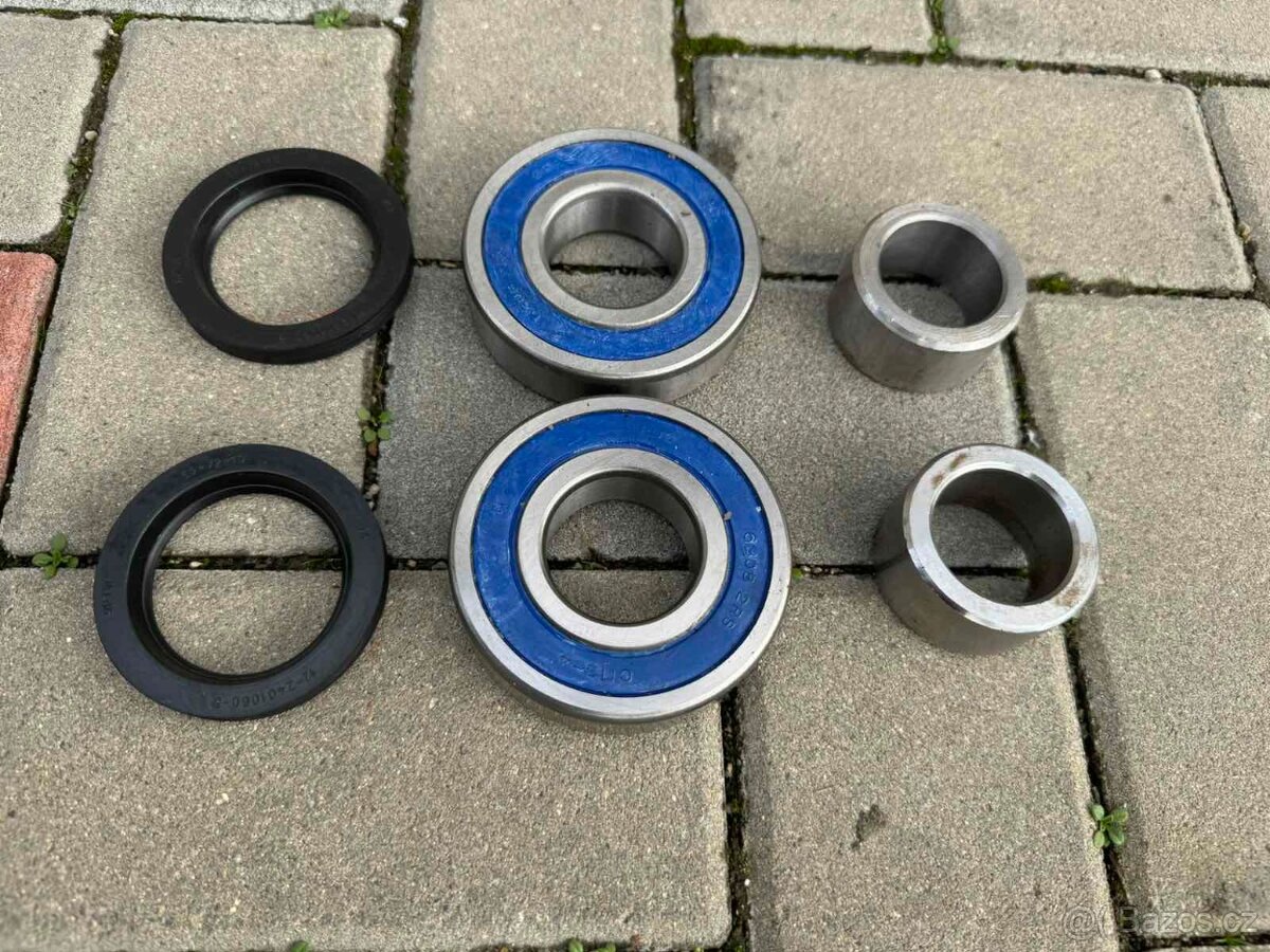 Volha Gaz-24,Gaz 2410, ložiska poloos zadní nápravy - 2